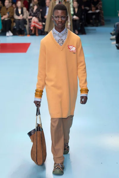 Look 89